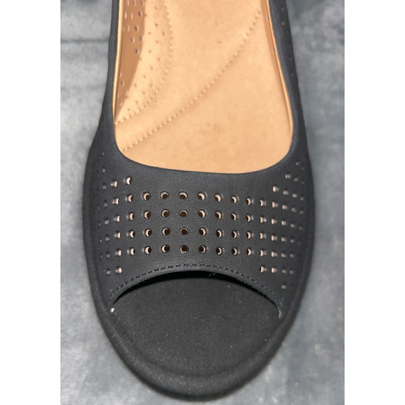 🖤 NWT Clarks Black Soft Cushion Wedges - Picture 4 of 6